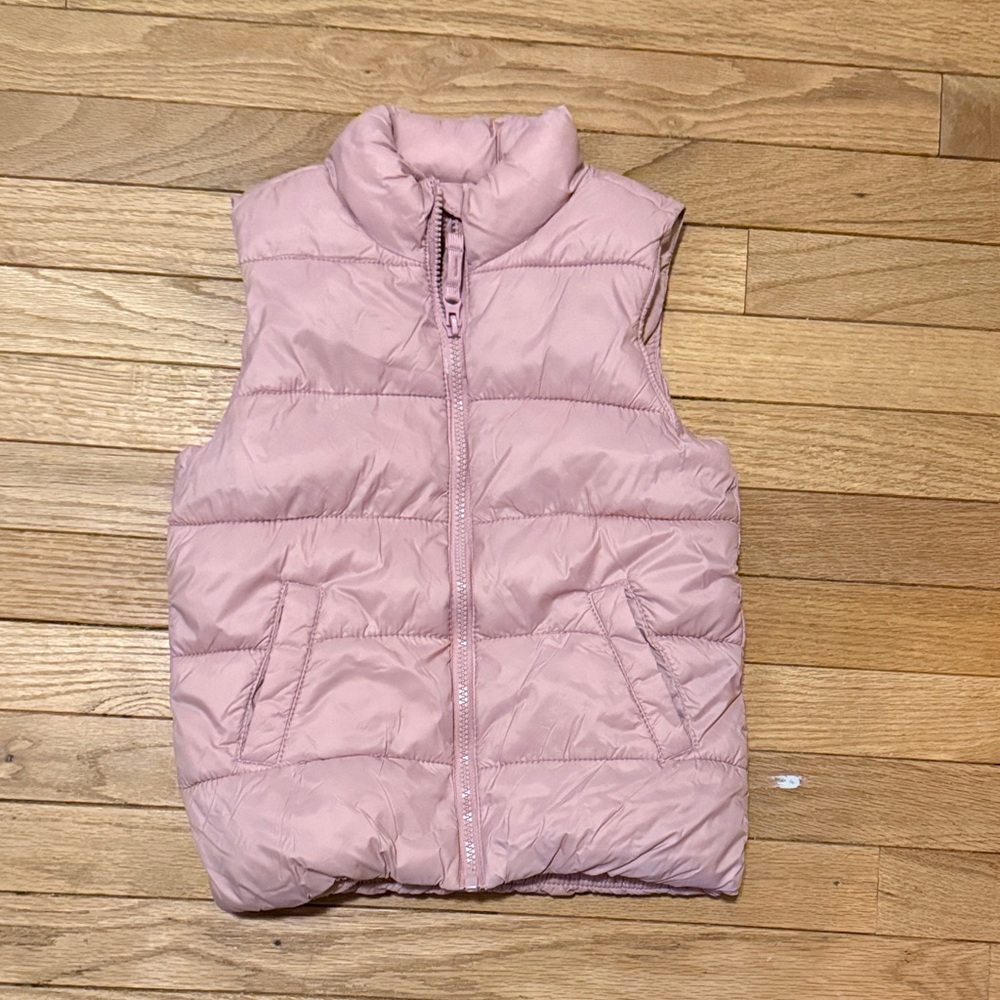 Old Navy Pink Quilted Puffer Vest for Kids S (6-7)